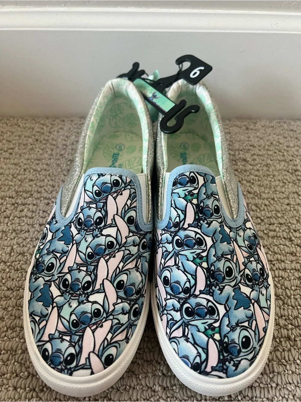 Disney Stitch Girl's Slip-On Twin Gore Sneakers  size6 NWT $15